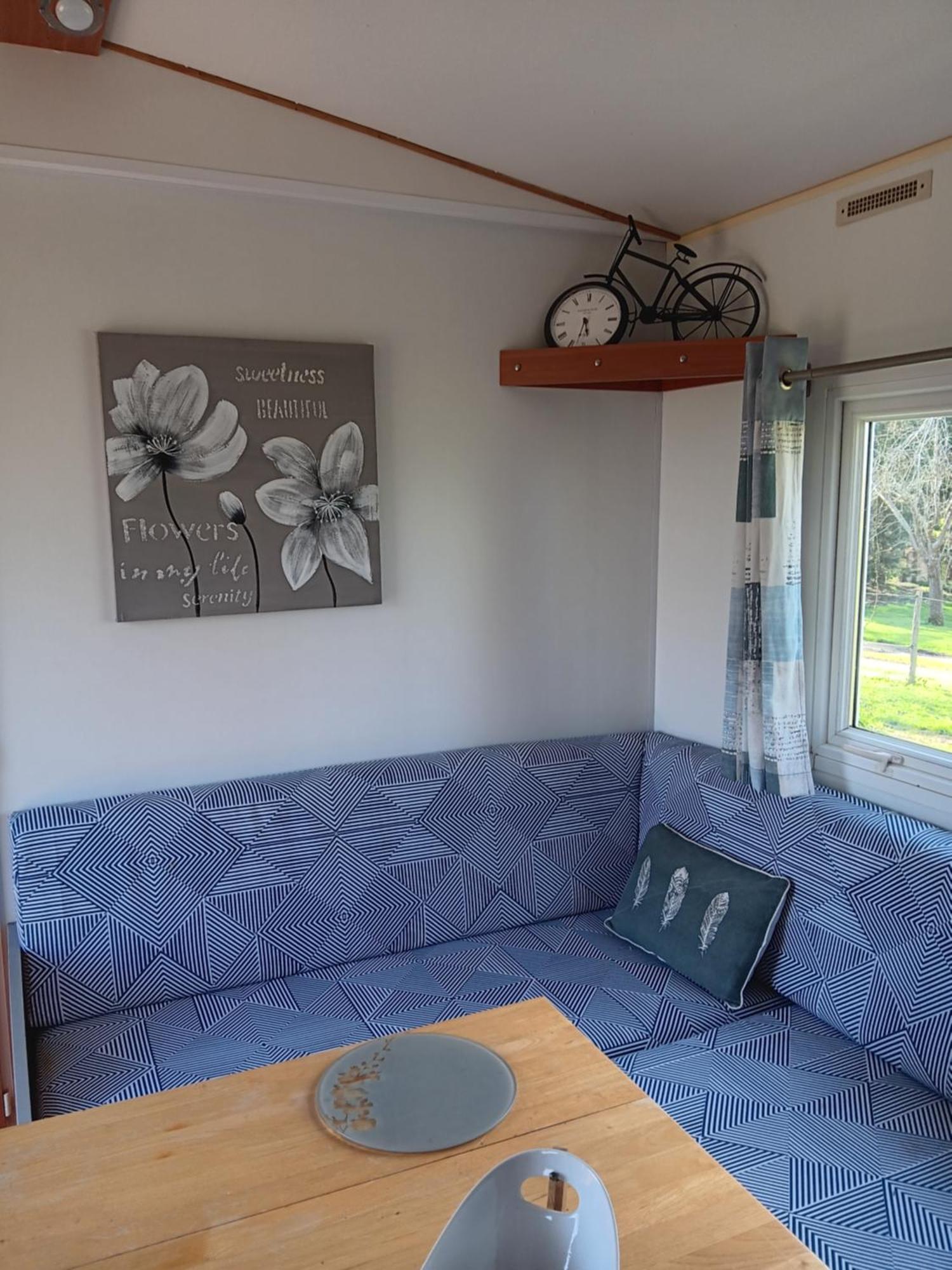 Mobilhome Cosy Au Calme De La Campagne Lombez Exterior foto